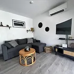 Апартаменты Village Naturiste Karess *