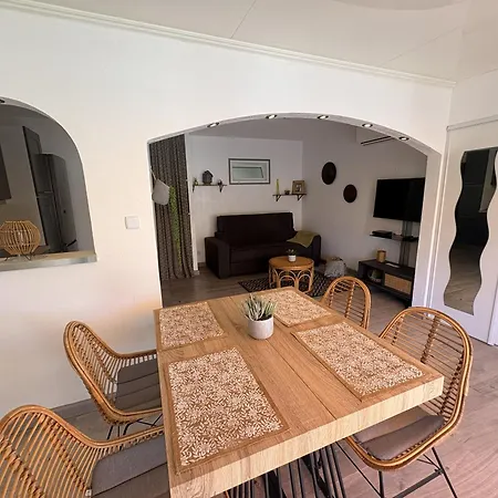 Village Naturiste Karess Апартаменты